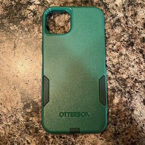 Green iPhone 13 Pro Max OtterBox Commuter Case
